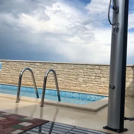 Olive-home With Pool Villa *